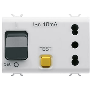 GEWISS - GEWGW10321 PRESA INTERBLOCCATA - 2P+T 16A - P17-P11 - CON INTERRUTTORE MAGNETOTERMICO DIFFERENZIALE 1P+N 16A - 230V ac - 3 MODULI - BIANCO LUCIDO - CHORUSMART
