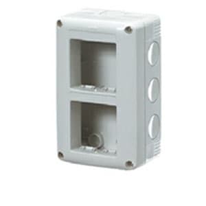 GEWISS - GEWGW27021 CONTENITORE PER APPARECCHI SYSTEM - VERTICALE PROTETTO - 4 POSTI - MODULO 2x2 - GRIGIO RAL 7035 - IP40