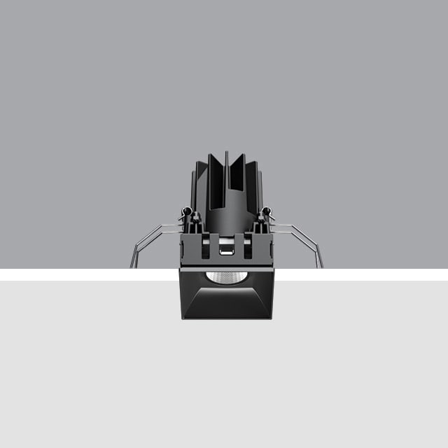 IGUZZINI ILLUMINAZI IGZ3.QK04.701.0 LAS.BLAD.LARG.MINIM.DALI LED WARM 3000K