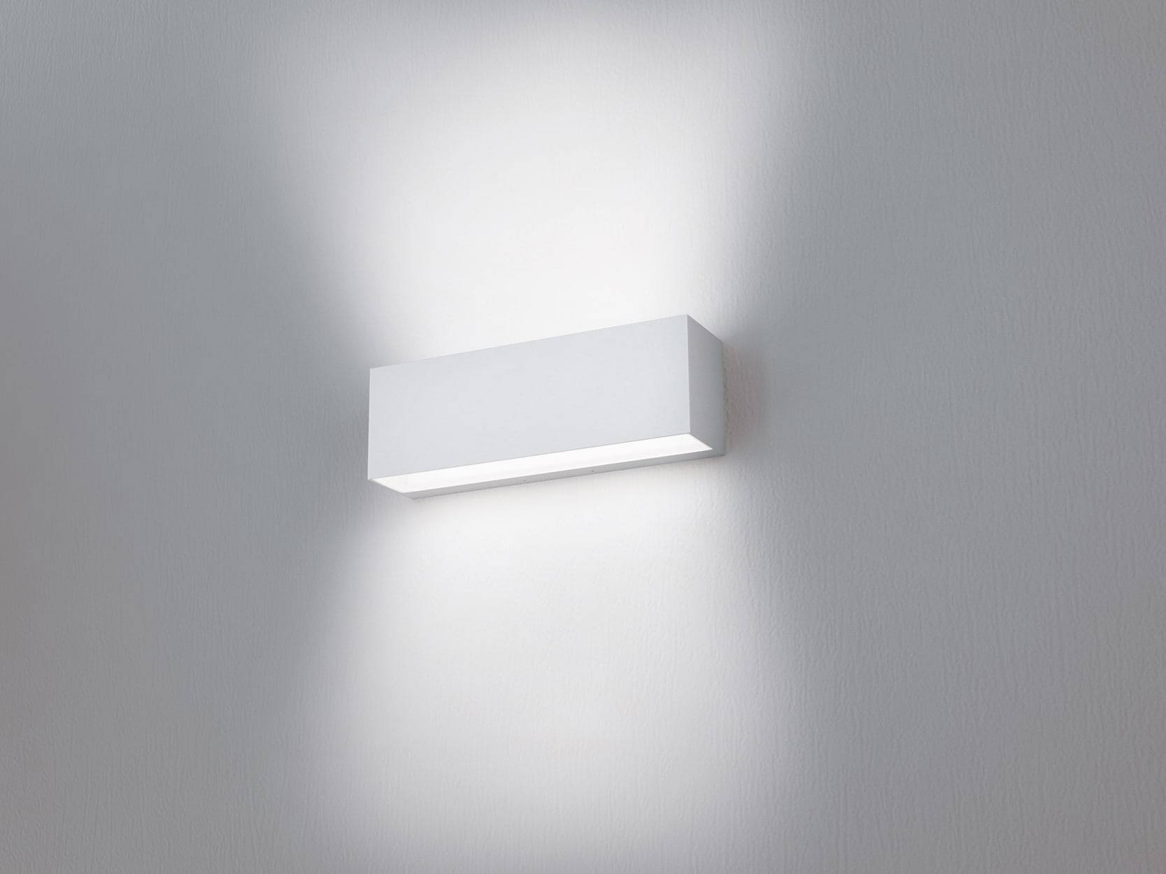 NOBILE ITALIA NOBBA30/2A/3K/W APPLIQUE BIEM. 2X25W 3K 80/60 IP65 230V