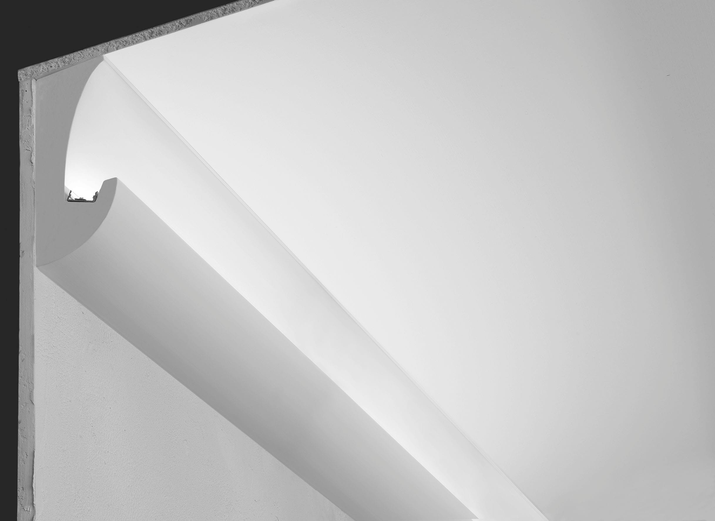 NOBILE ITALIA NOBP18 PROFILO IN GESSO A PARETE MONO-EMISSIONE
