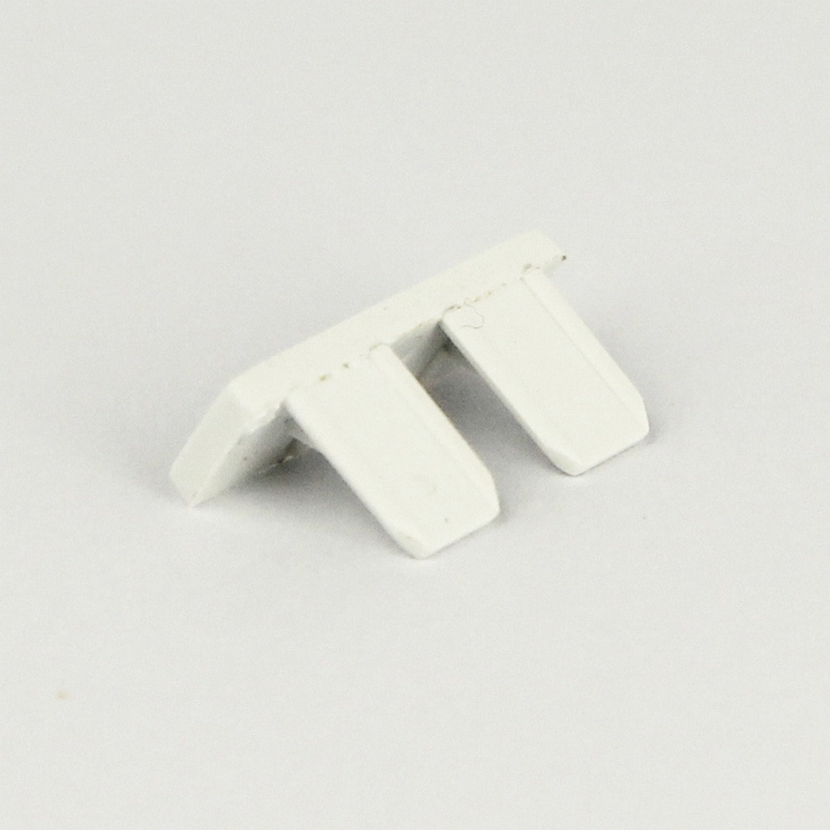 OMRON - OMRPYCTR1PC1-379324 ZOCCOLO-ACCESTARGHETTA P2RF05/08-ESS- P