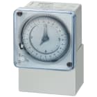 SIEMENS - SIE7LF53010 Orologio interruttore sincrono, giorno, 1 contatto CO, 230 V/50 Hz, montaggio sporgente