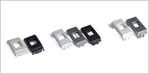 QUBIX S.R.L. NETWORK - QBX2004080 ADATTATORE CCS VIMAR PLANA SILVER