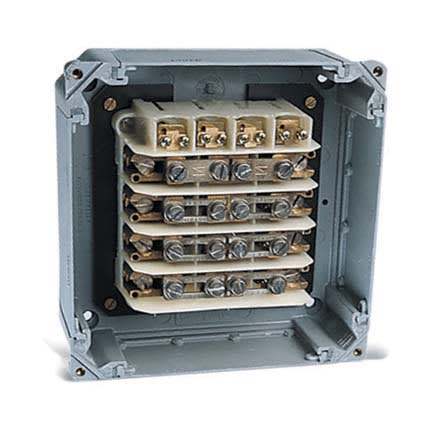 DKC (CONCHIGLIA) - CON035710433 VQH70/42-11 CASSETTA DERIV.PLAST