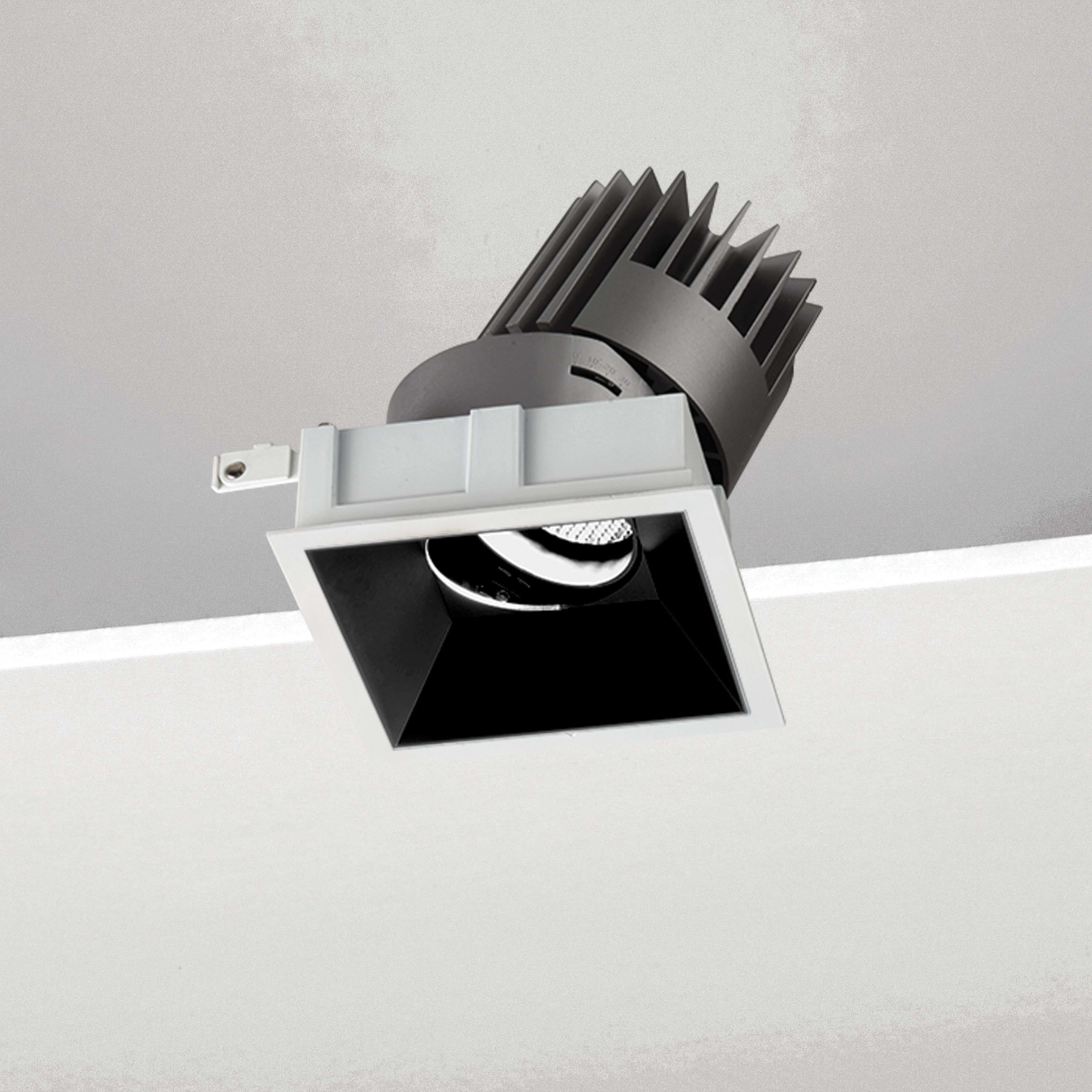 NOBILE ILLUMINAZIONE - NOBM1SA/CM/3K13/B1 INCASSO ORIEN. QUAD./C L100 13W 3K NE