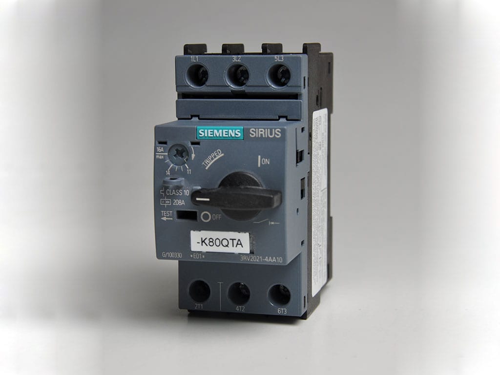 CEMBRE S.P.A. - CEM43291 TARGH. PER CONTATTORI MG-SPM 7X20 MM.BIA